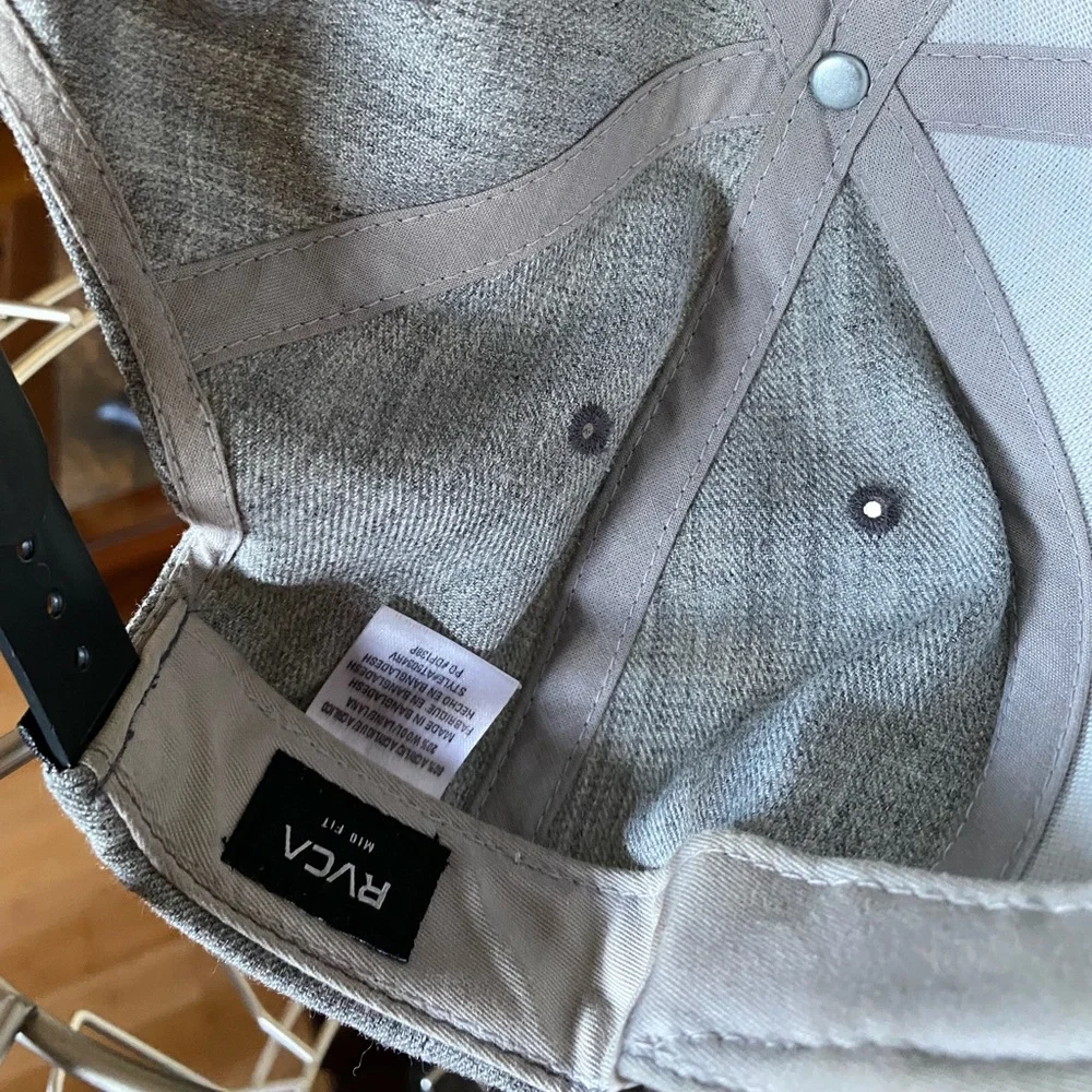 RVCA Cap - Picture 4 of 6